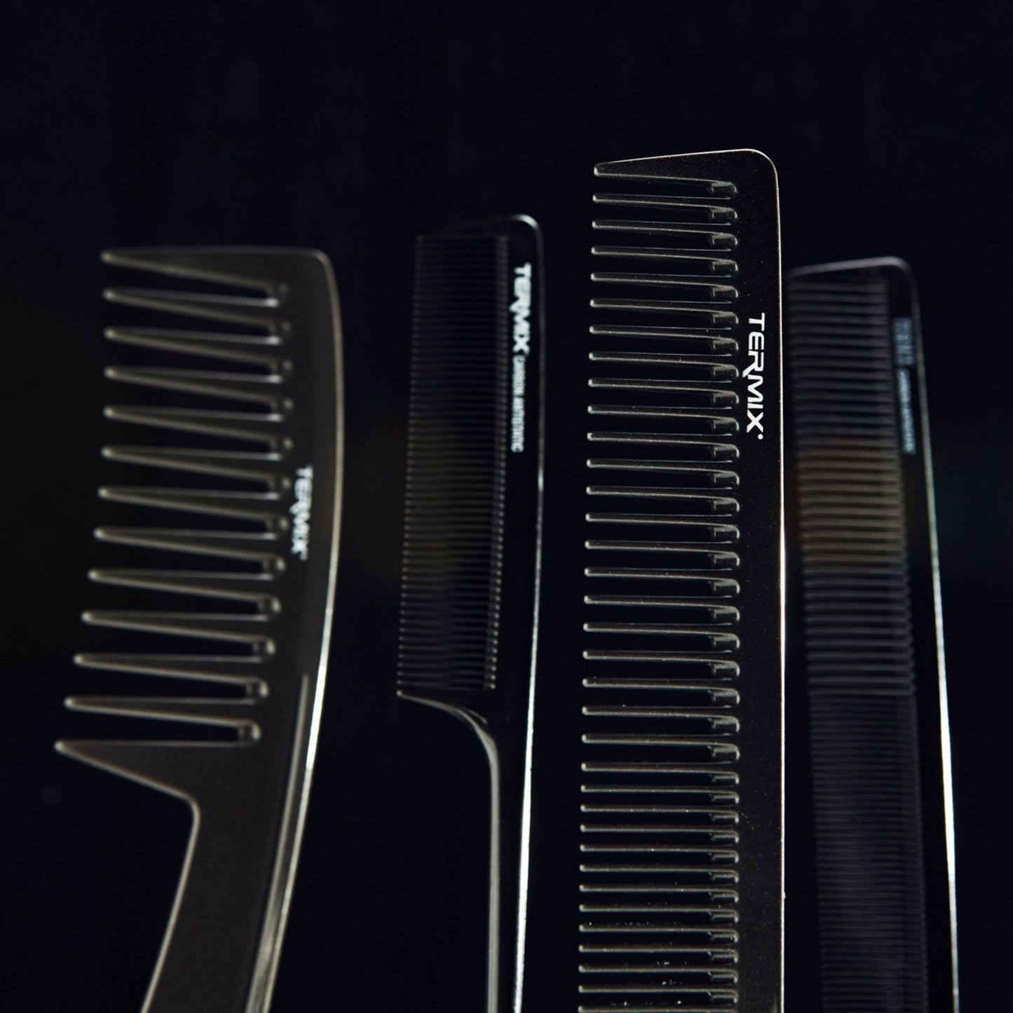 Peine Profesional Termix Carbono con Púa #820