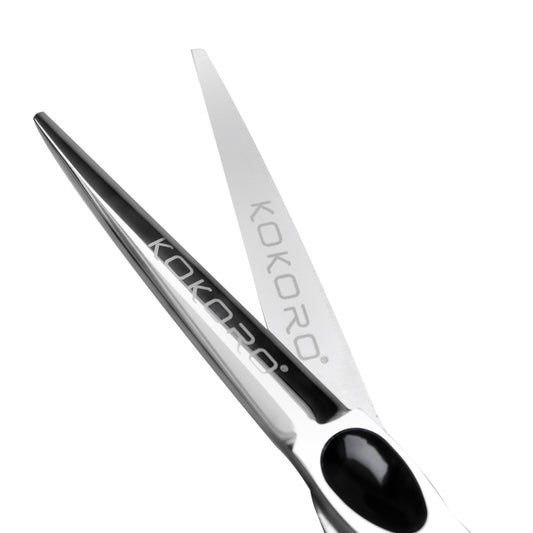 TIJERA PROFESIONAL KOKORO BLACK CORTE 5.5"