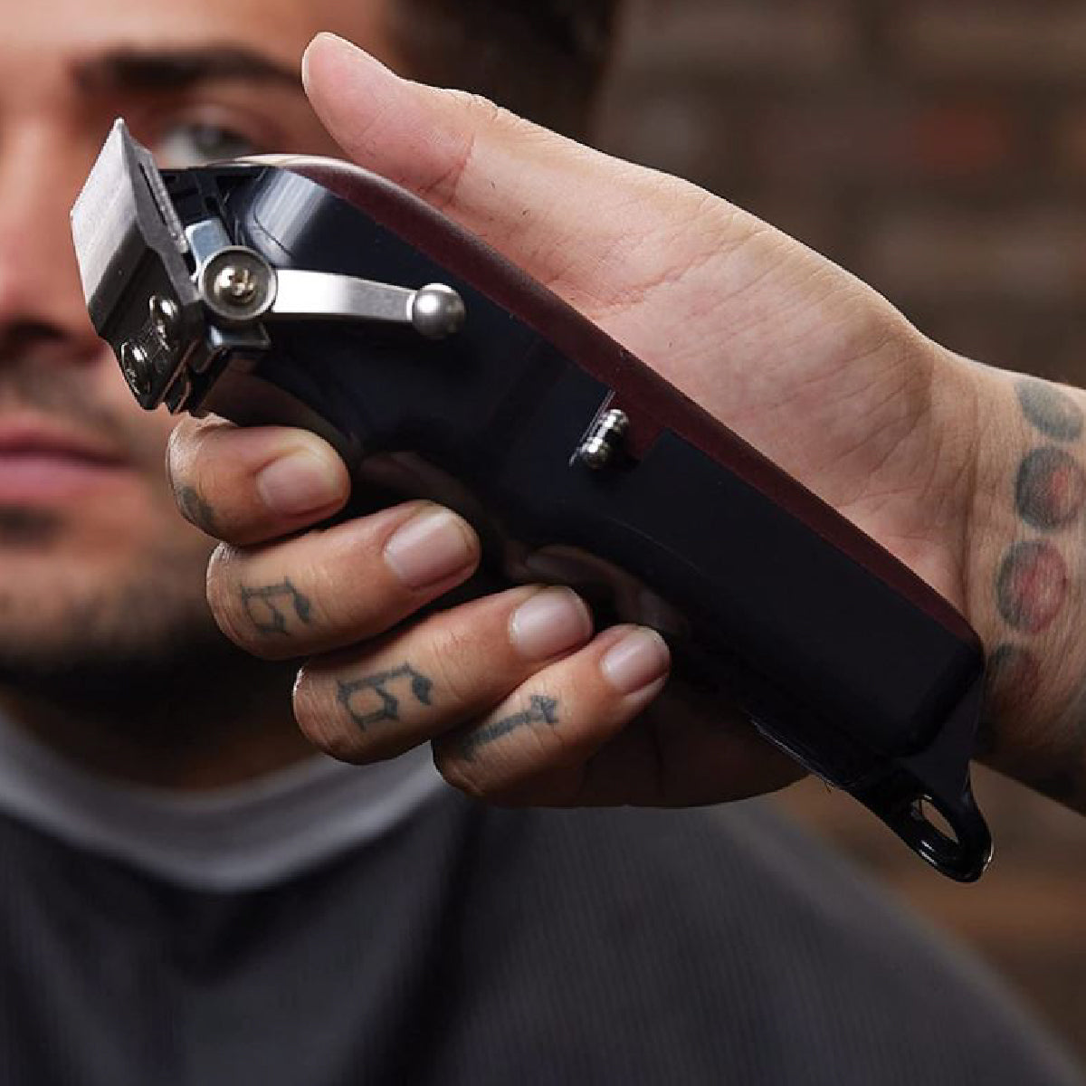 Máquina Profesional WAHL Legend Cordless